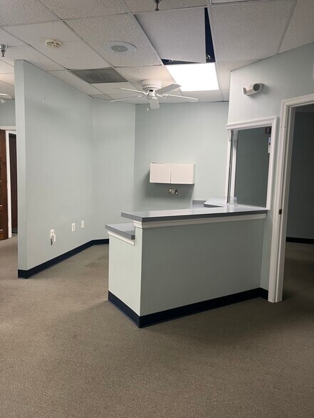 More Photos Of 13934 Baltimore Ave, Laurel Medical For Sale