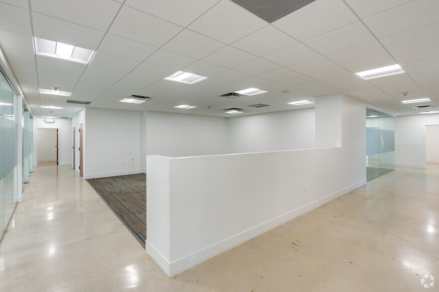 More Photos Of 6900 SW 80th St, Miami Medical For Sale