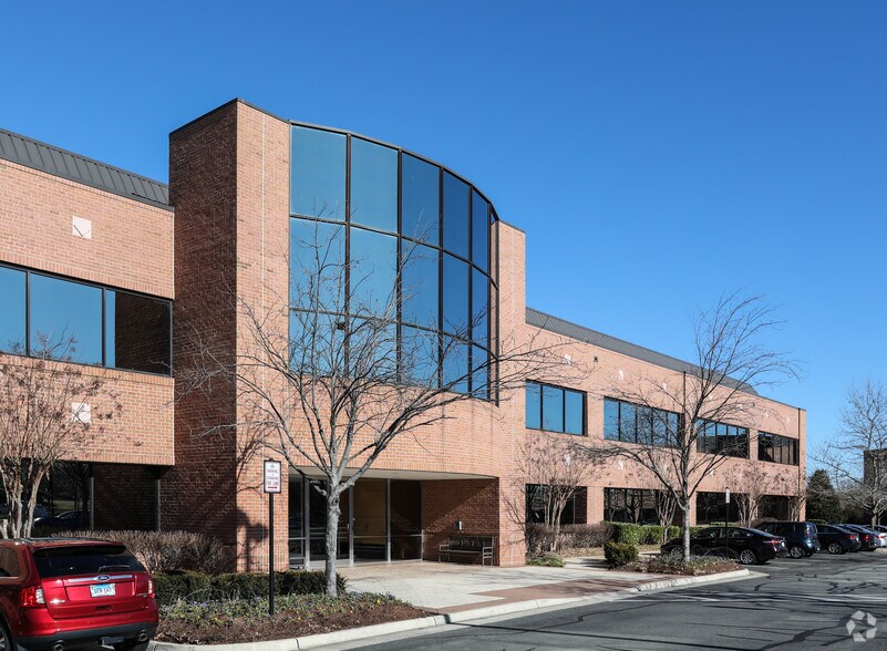 More Photos Of 20098 Ashbrook Pl, Ashburn Office For Lease