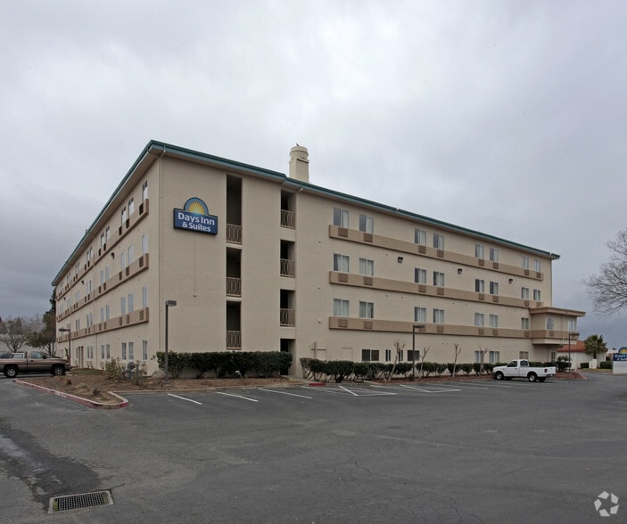 More Photos Of 3240 Mather Field Rd, Rancho Cordova Hotel For Sale