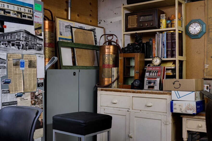 More Photos Of 606 Meredith Rd NE, Calgary General Retail For Sale