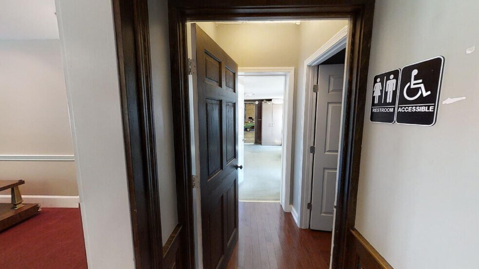 More Photos Of 763 Massachusetts Ave, Lunenburg General Retail For Sale