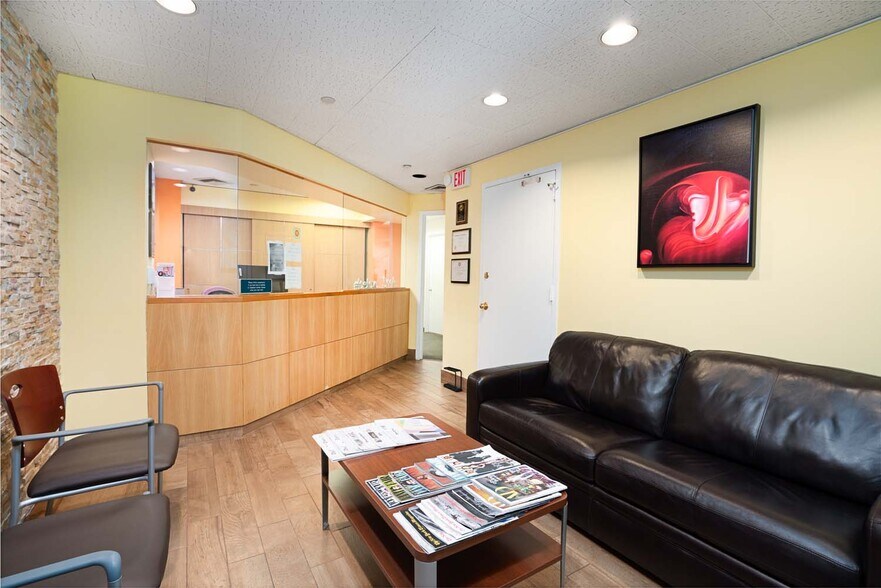 More Photos Of 184-188 E 70th St, New York Apartments For Sale