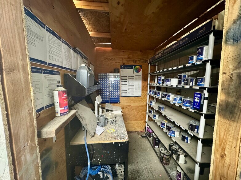 More Photos Of 1211 E Yosemite Ave, Madera Auto Repair For Sale