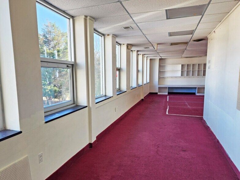 More Photos Of 4707-4711 Chase Ave, Bethesda Freestanding For Sale