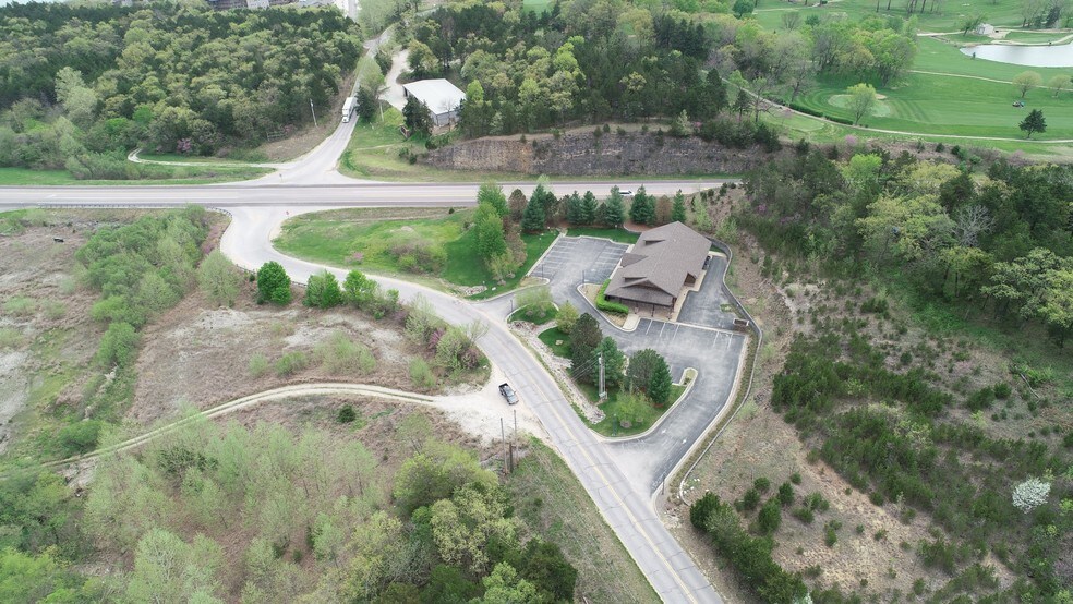 More Photos Of 80 Old Fifty Four Rd, Camdenton Office For Sale