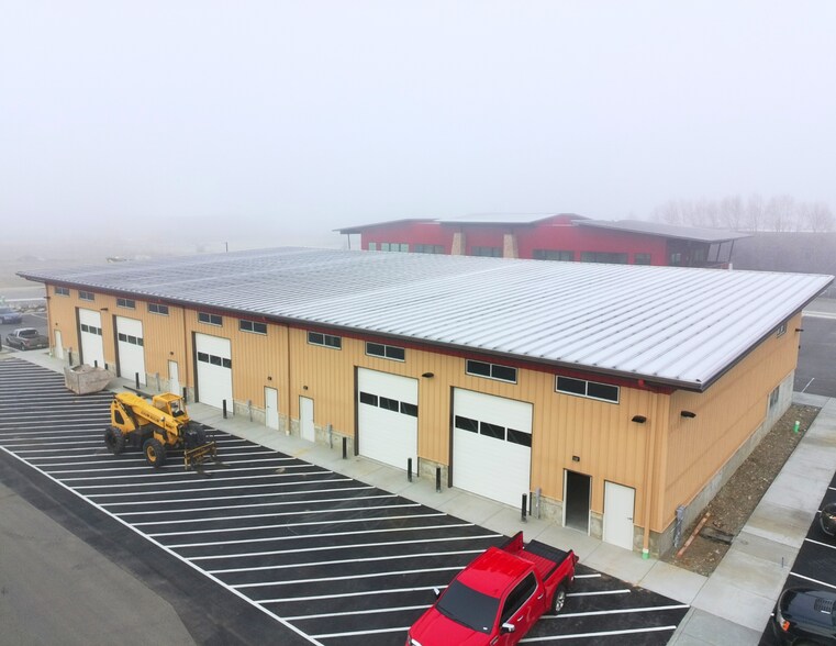 More Photos Of 2740 Eagle Ln, Liberty Lake Warehouse For Lease