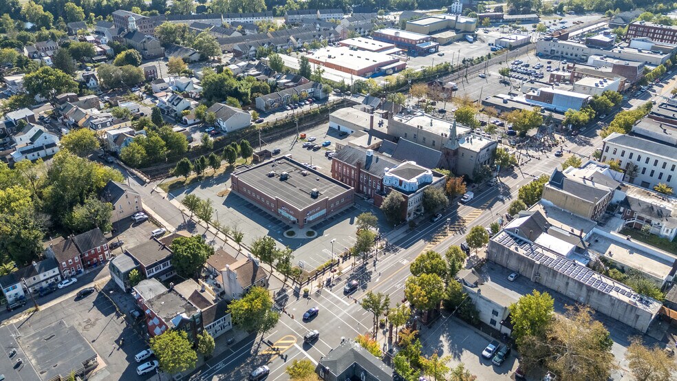 More Photos Of 340 E High St, Pottstown Drugstore For Sale