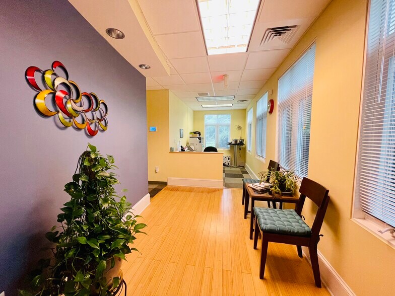 More Photos Of 5003 Southpark Dr, Durham Medical For Sale