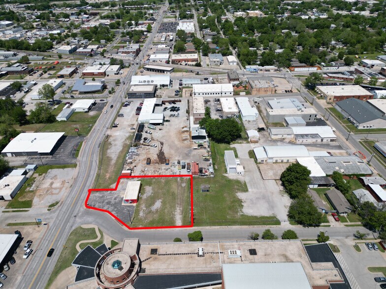 More Photos Of 777 S Utica St, Tulsa Industrial For Sale