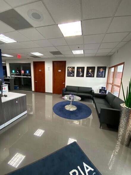 More Photos Of 10508 N Kendall Dr, Miami General Retail For Lease