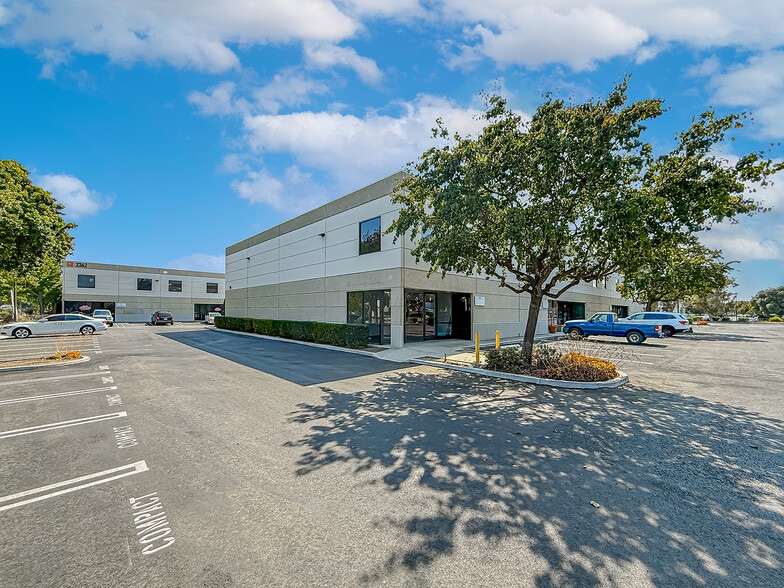 More Photos Of 2360 E Sturgis Rd, Oxnard Warehouse For Sale
