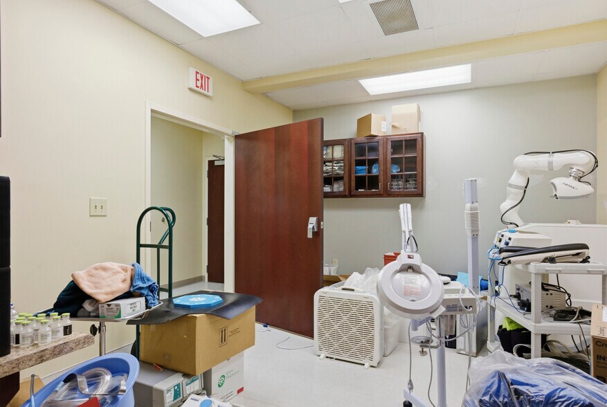 More Photos Of 2356 John Smith Rd, Fayetteville Medical For Lease