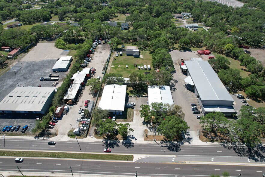 More Photos Of 5921 Causeway Blvd, Tampa Flex For Sale