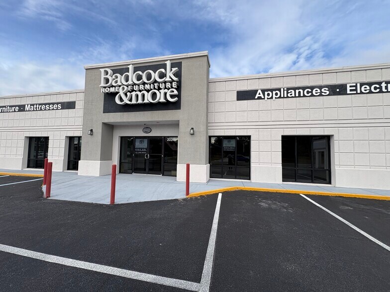 More Photos Of 20319 E Pennsylvania Ave, Dunnellon General Retail For Sale