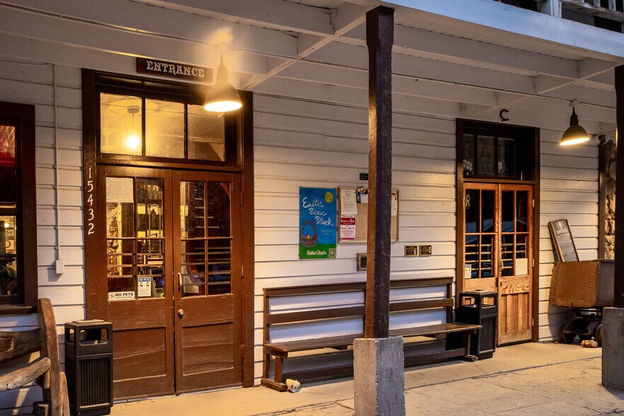 More Photos Of 15432 Washington Rd, Washington Storefront Retail Residential For Sale