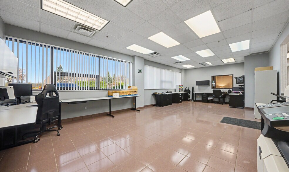 More Photos Of 51214 Industrial Dr, Macomb Warehouse For Sale