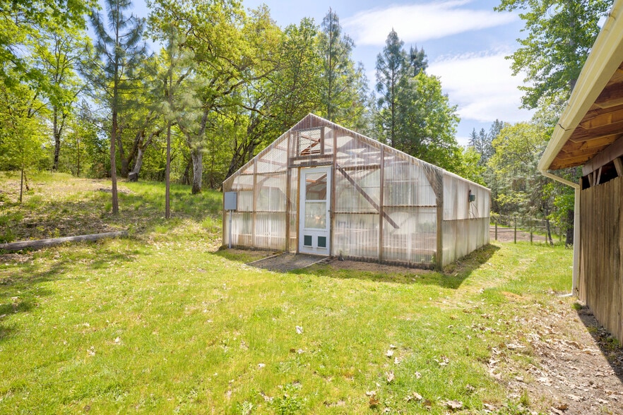 More Photos Of 459 Galice Rd, Merlin Religious Facility For Sale