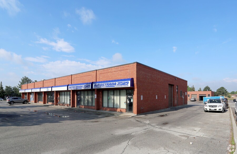 More Photos Of 10 Strada Dr, Vaughan Flex For Lease