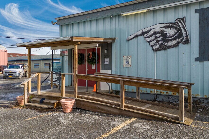 More Photos Of 227 Cherry St, Ithaca Manufacturing For Sale
