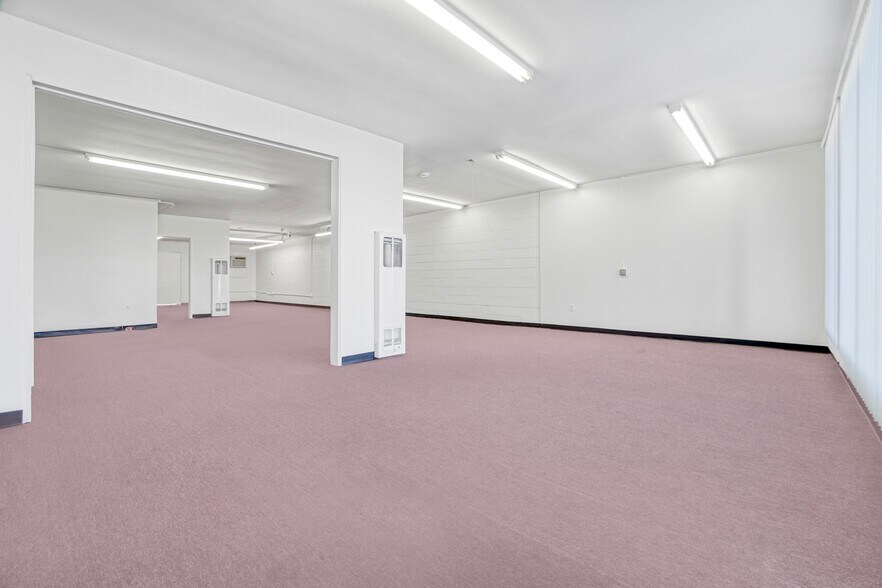 More Photos Of 21512-21516 Norwalk Blvd, Hawaiian Gardens General Retail For Sale