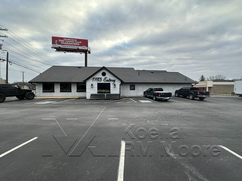 More Photos Of 10321 Chapman Hwy, Seymour Restaurant For Sale