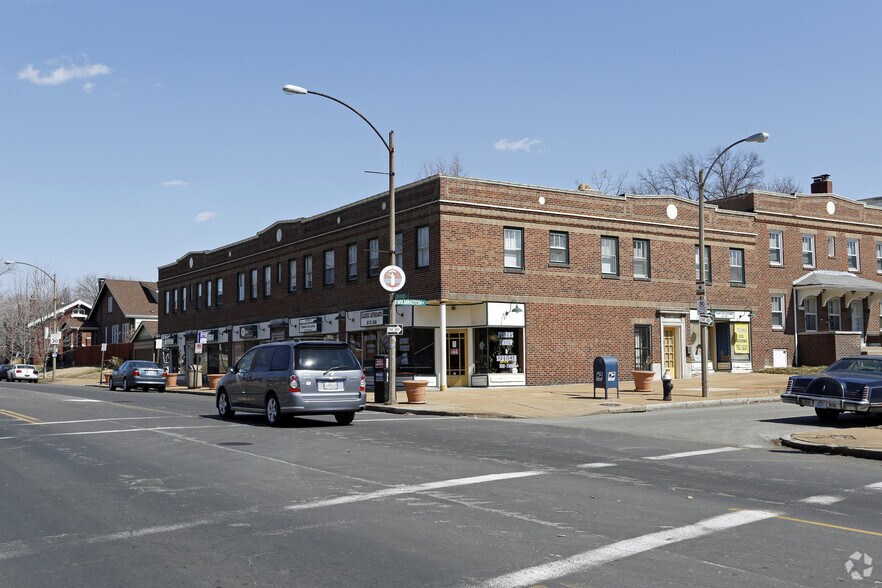 Primary Photo Of 5818 S Grand Blvd, Saint Louis Apartments For Lease