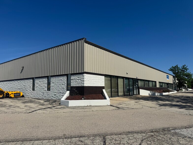 Primary Photo Of W182S8335 Racine Ave, Muskego Manufacturing For Lease