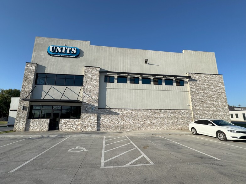 More Photos Of 2800 W Albany St, Broken Arrow Warehouse For Sale