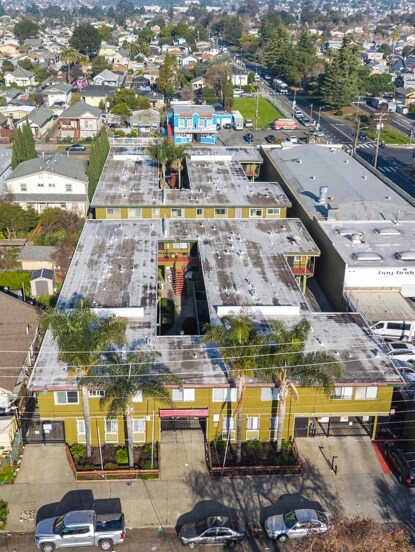 More Photos Of 2124 90th Ave, Oakland Apartments For Sale