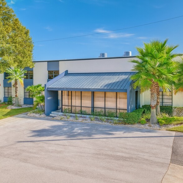 More Photos Of 11801 28th St N, Saint Petersburg Warehouse For Lease