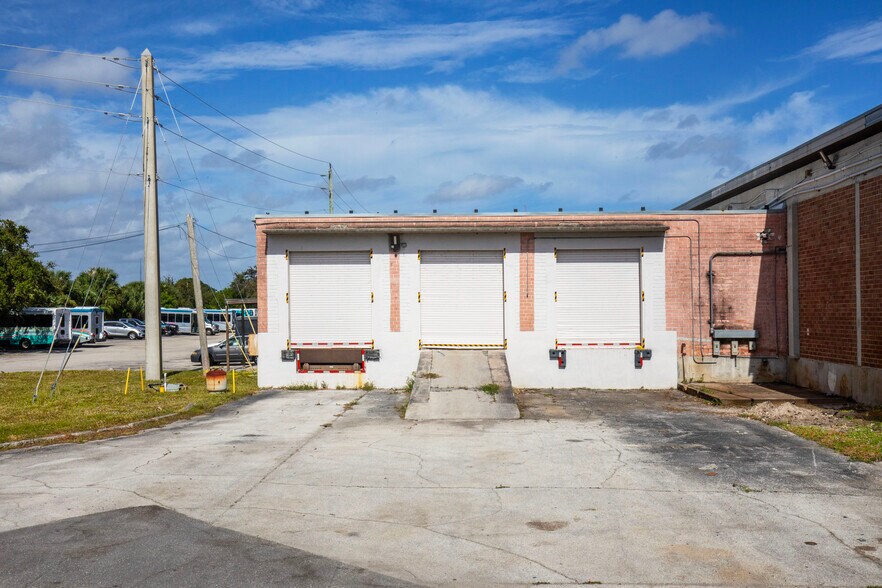 More Photos Of 3301 Electronics Way, West Palm Beach Manufacturing For Lease