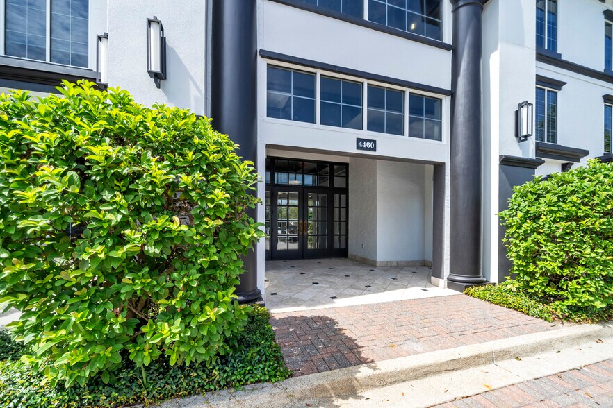 More Photos Of 4460 Legendary Dr, Destin Medical For Lease