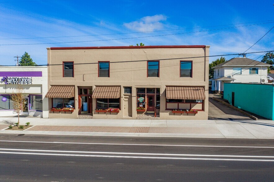More Photos Of 1321 Main St, Philomath Storefront Retail Residential For Sale