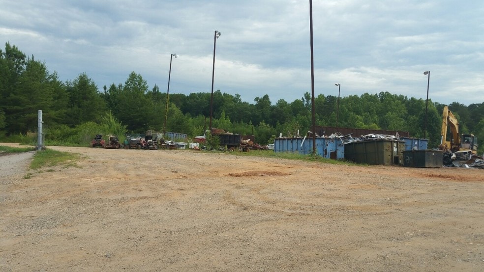 More Photos Of 2121 Farrs Bridge Rd, Easley Warehouse For Sale