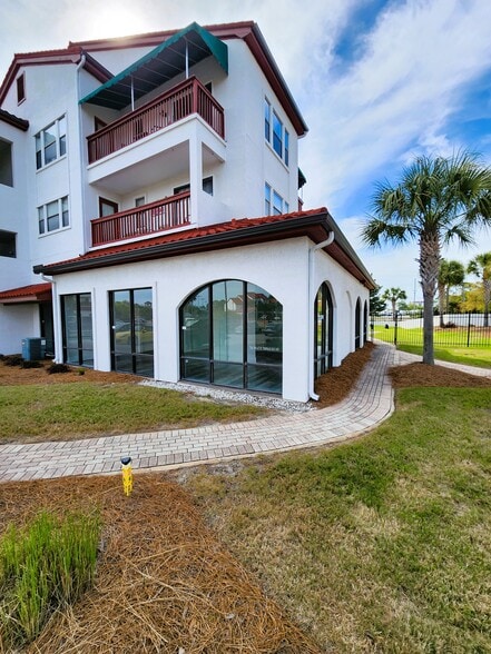 More Photos Of 8700-8730 Thomas Dr, Panama City Apartments For Lease