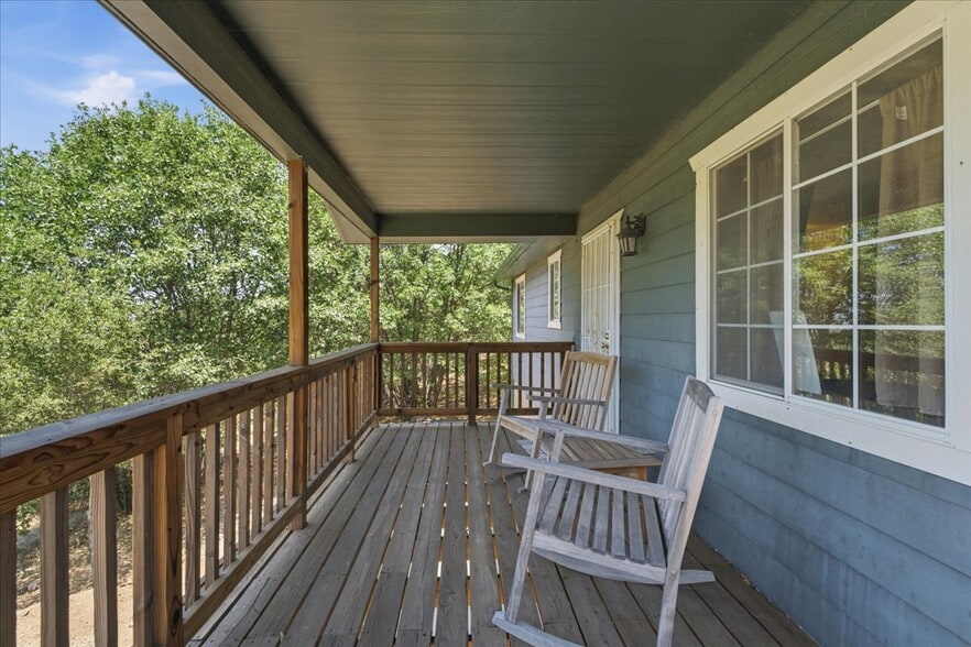 More Photos Of 6911 Engineers rd, Julian Multifamily For Sale