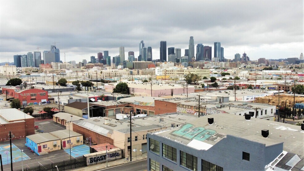 More Photos Of 1500 S Central Ave, Los Angeles Manufacturing For Lease