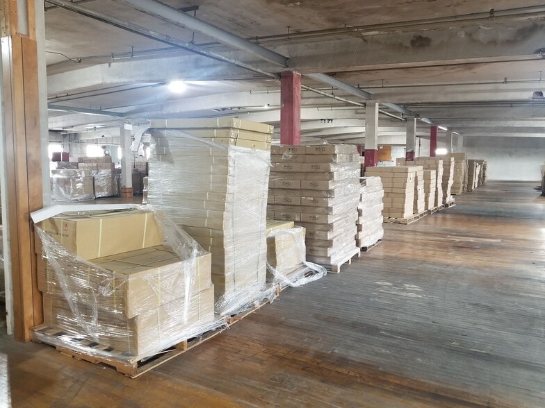 More Photos Of 315-329 E 2nd St, Boyertown Flex For Sale