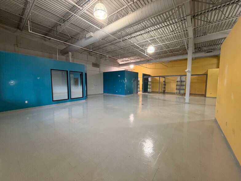 More Photos Of 3143 William Penn Hwy, Easton General Retail For Lease