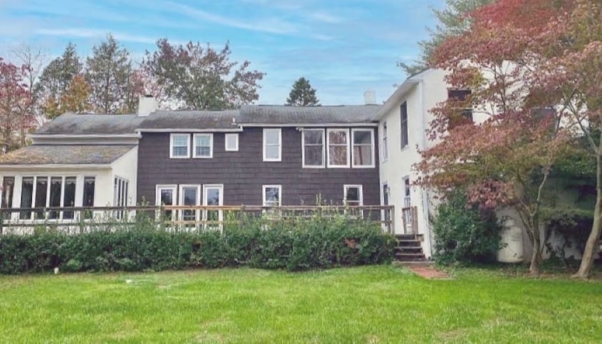 More Photos Of 1192 Middletown Rd, Media Restaurant For Sale