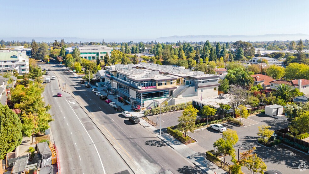 More Photos Of 425 Page Mill Rd, Palo Alto Apartments For Lease