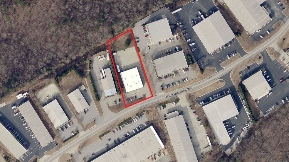 More Photos Of 5078 Bristol Industrial Way, Buford Warehouse For Lease