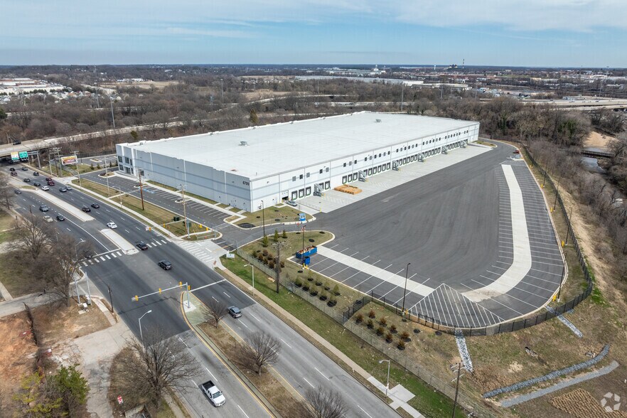More Photos Of 6709 Pulaski Hwy, Rosedale Distribution For Lease
