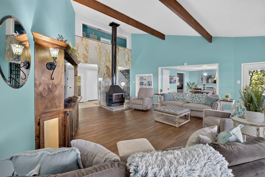 More Photos Of 112 Honolulu Ct, Hot Springs Specialty For Sale