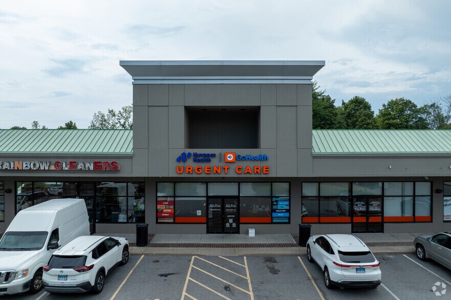 More Photos Of 205 Main St, Norwalk Unknown For Lease