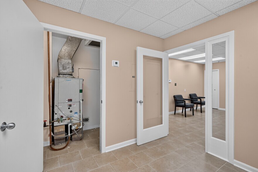 More Photos Of 3713 S George Mason Dr, Falls Church Apartments For Sale
