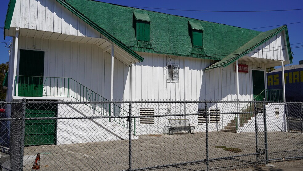 More Photos Of 11456-11464 Whittier Blvd, Whittier Restaurant For Sale