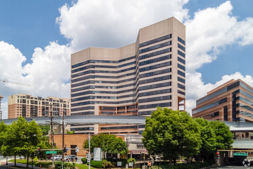 More Photos Of 8405 Colesville Rd, Silver Spring Unknown For Lease