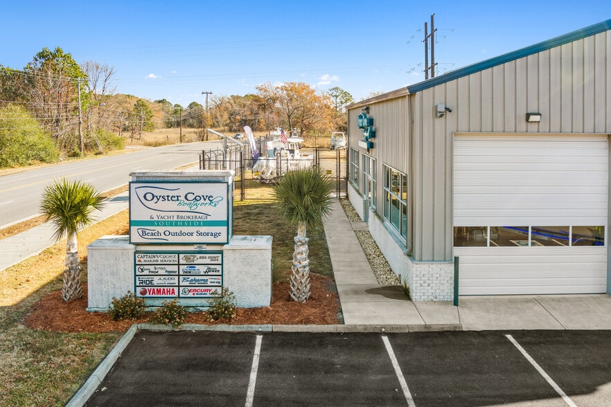 More Photos Of 1309 Virginia Beach Blvd, Virginia Beach Service For Sale